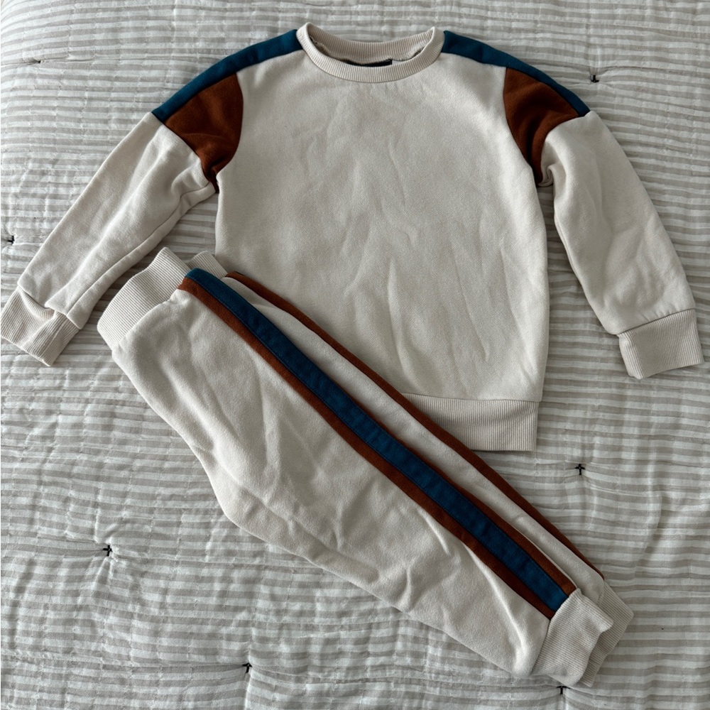 The Children's Place Cream and Teal Pullover and Pants 2-Piece Set NWOT